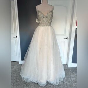 NWT Casablanca Style 2335 Effie Bling Sheer top Wedding Gown Dress size 14